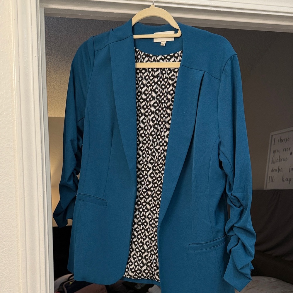 Skies Are Blue Vibrant Blue Blazer